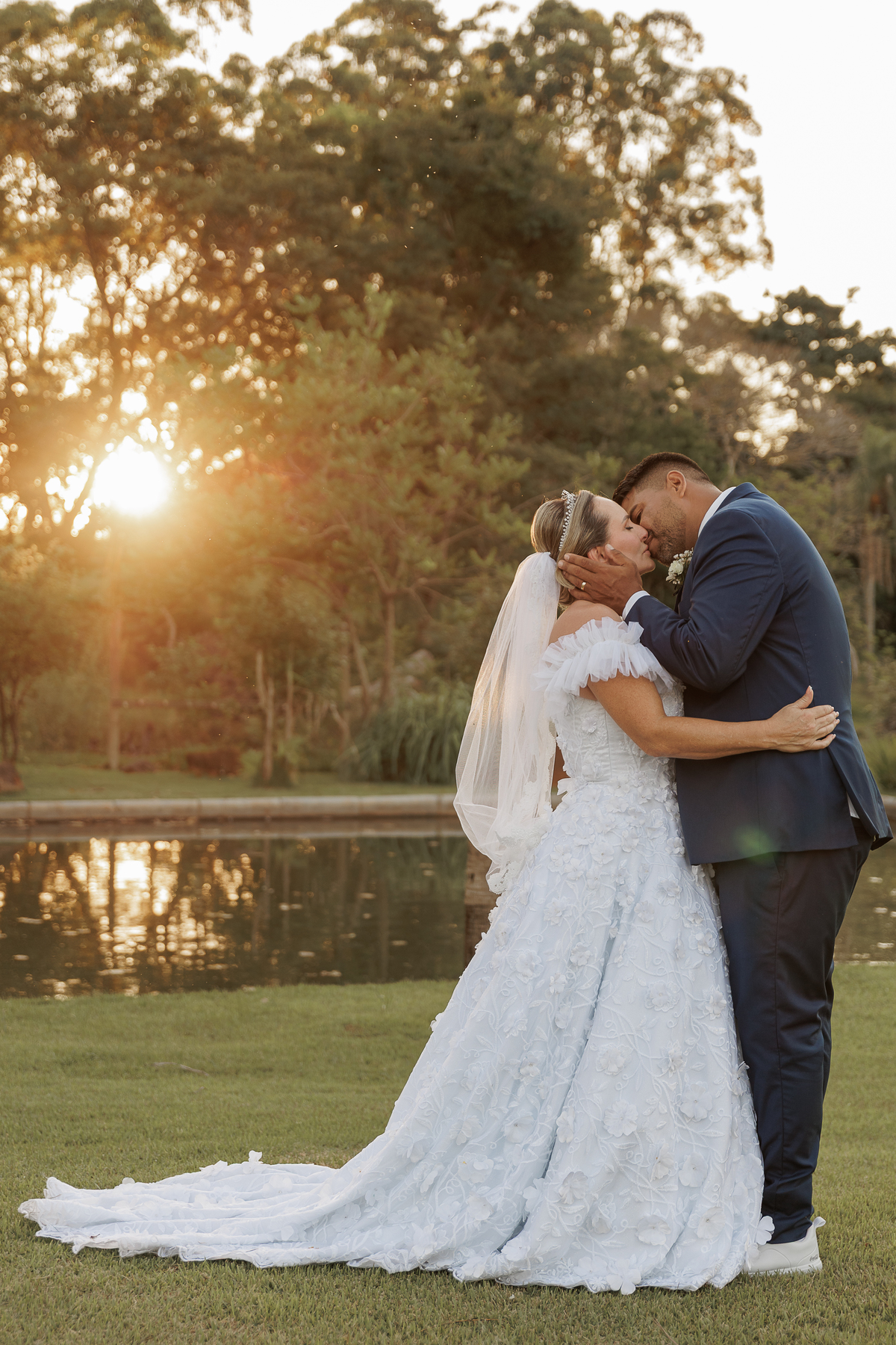 Foto de casamento ao ar livre