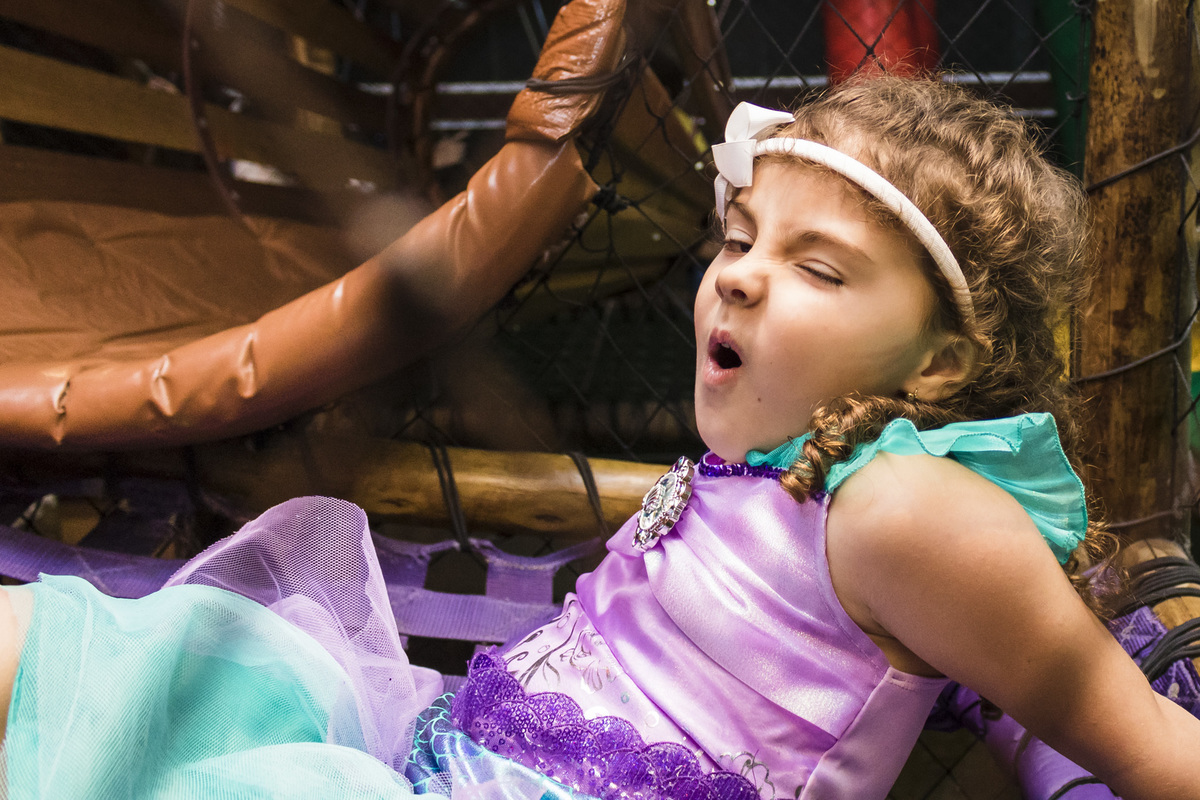 aniversariante fazendo pose pra foto