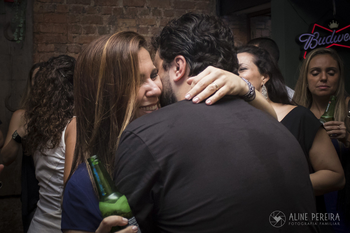 casal dançando no Pub Jungle Garden em Botafogo