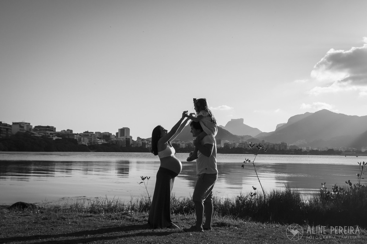 família feliz na Lagoa, Rio de Janeiro
