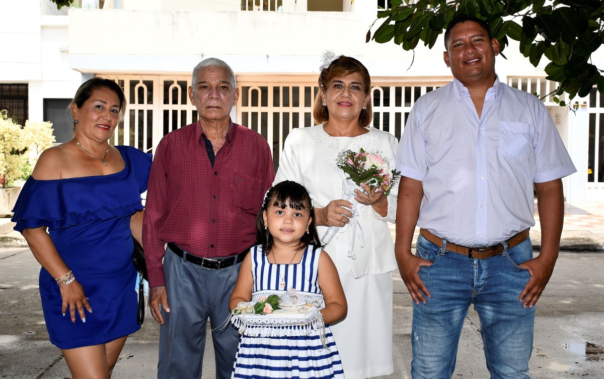 Nuestra Boda 
Héctor Raúl y Rosa Raquel 04/09/2021