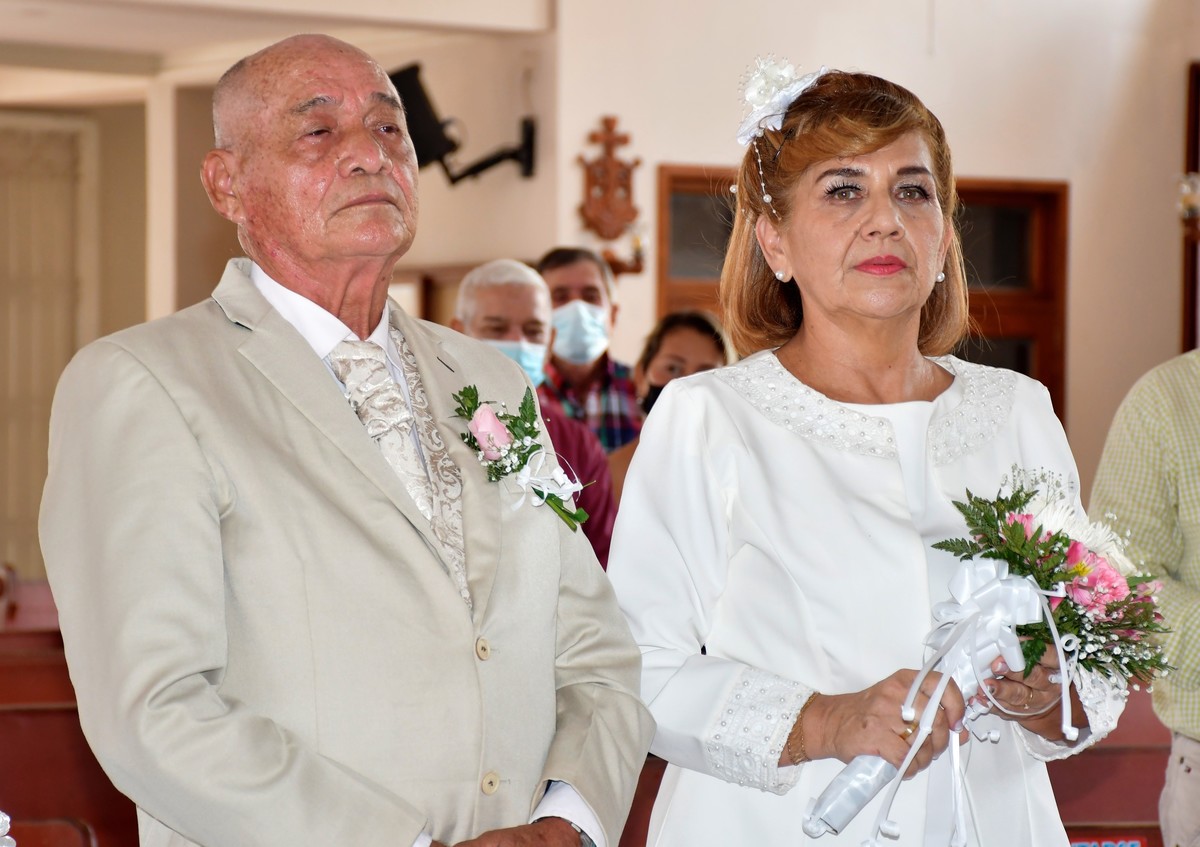 Nuestra Boda 
Héctor Raúl y Rosa Raquel 04/09/2021