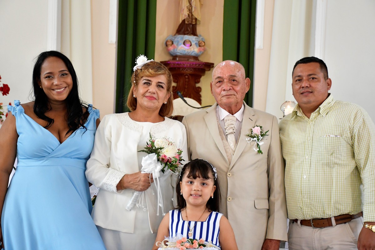 Nuestra Boda 
Héctor Raúl y Rosa Raquel 04/09/2021