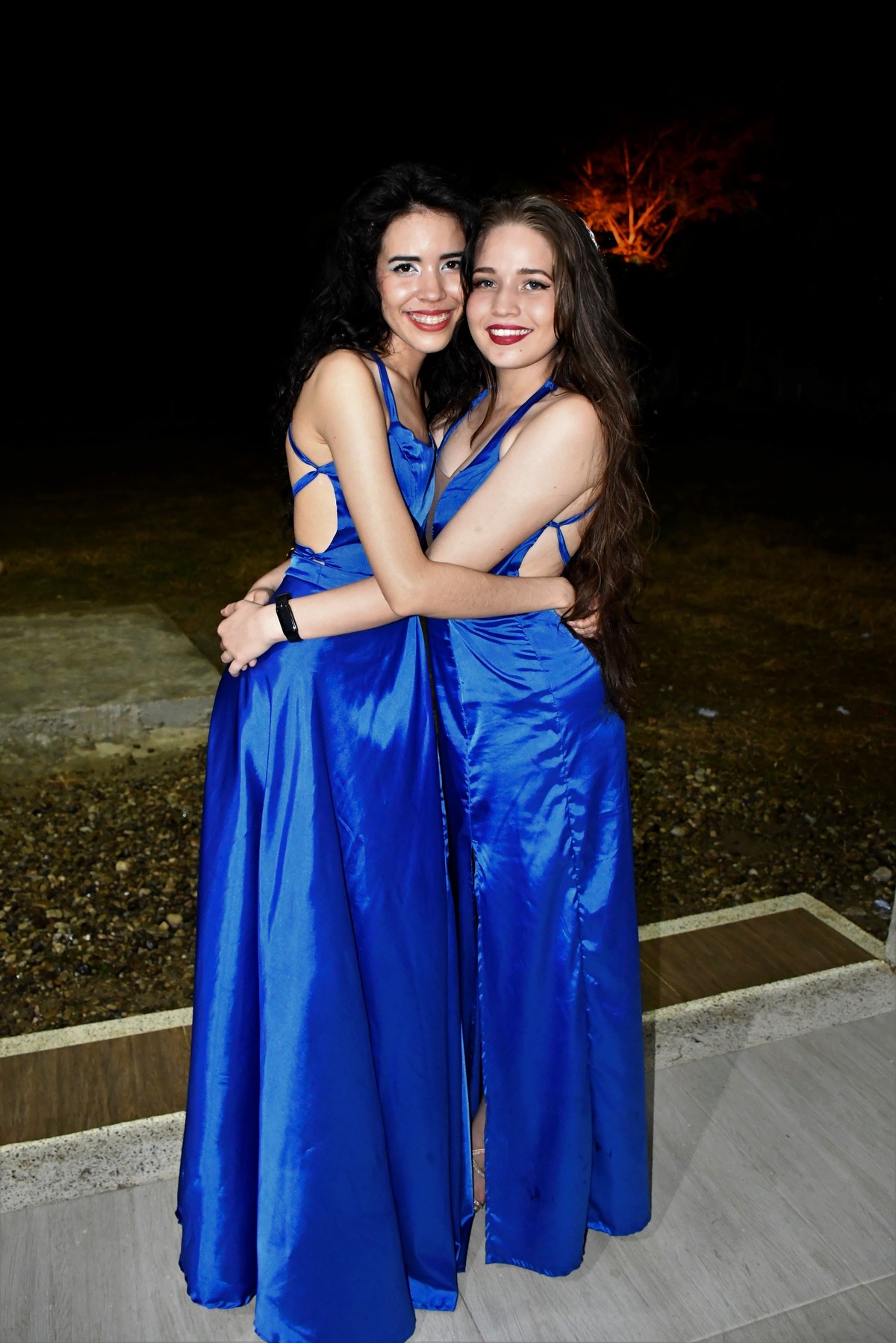 BODAS DE PLATA - 25 AÑOS
William y Luz Dary - 18 Septiembre 2021