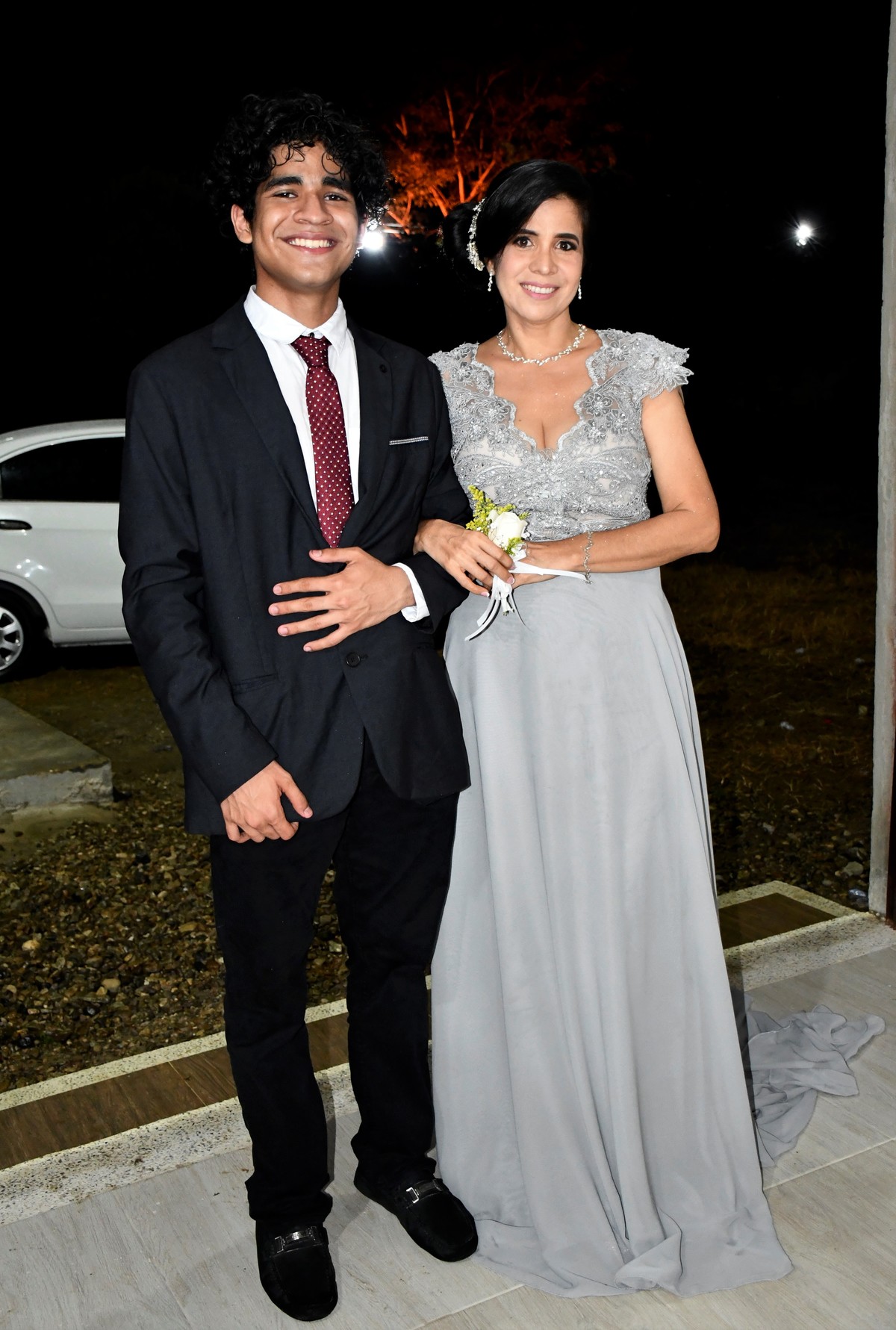 BODAS DE PLATA - 25 AÑOS
William y Luz Dary - 18 Septiembre 2021