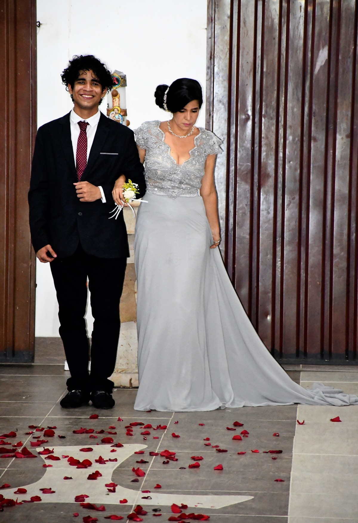 BODAS DE PLATA - 25 AÑOS
William y Luz Dary - 18 Septiembre 2021