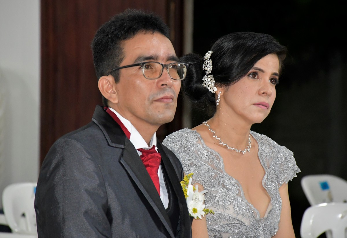 BODAS DE PLATA - 25 AÑOS
William y Luz Dary - 18 Septiembre 2021