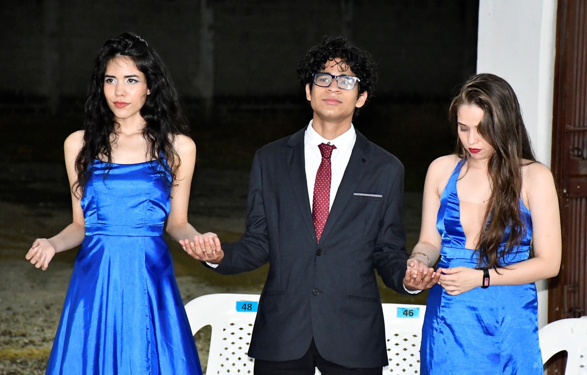 BODAS DE PLATA - 25 AÑOS
William y Luz Dary - 18 Septiembre 2021