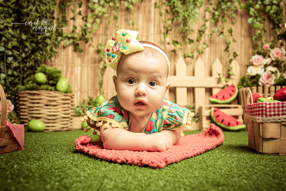 acompanhamento trimestral mensal frutas sítio da vovó flor floresta jardim princesa irmãos irmã irmão família ensaio fotográfico retrato fotografia Niterói Rio de Janeiro Itaipu Região Oceânica