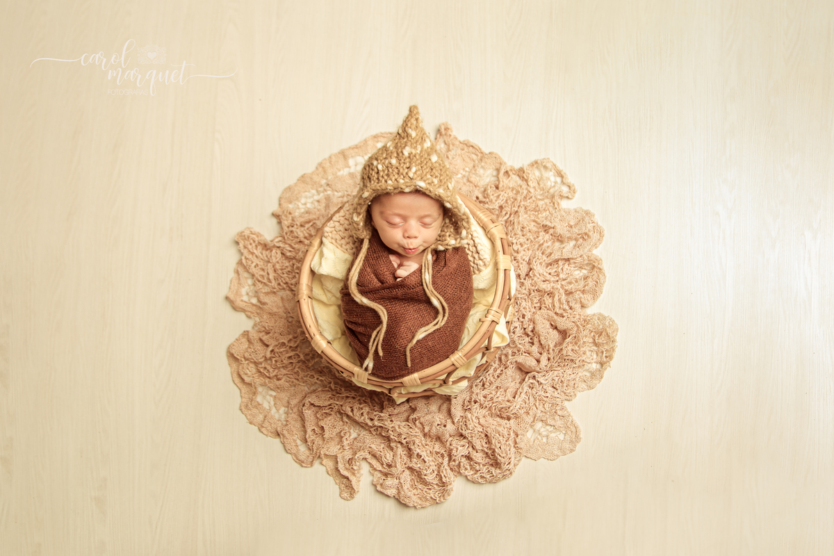 newborn recém nascido fotografia retrato ensaio fotográfico família bebê floresta amigurumi futebol craque botafogo Niterói Itaipu Rio de Janeiro
