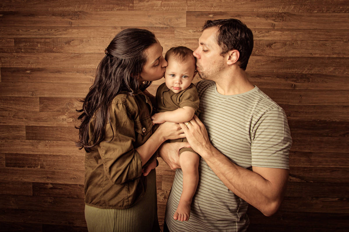 acompanhamento trimestral mensal infantil bebê 1 ano 9 meses aviador fotografia retrato avião Itaipu Região Oceânica Niterói Rio de Janeiro família