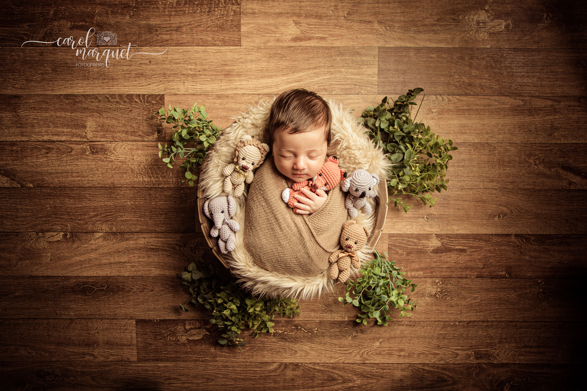 newborn recém nascido fotografia retrato família bebê Niterói Rio de Janeiro Itaipu Região Oceânica amigurumi Mário Bros super mario TI apple starbucks nerd praia mar marinheiro