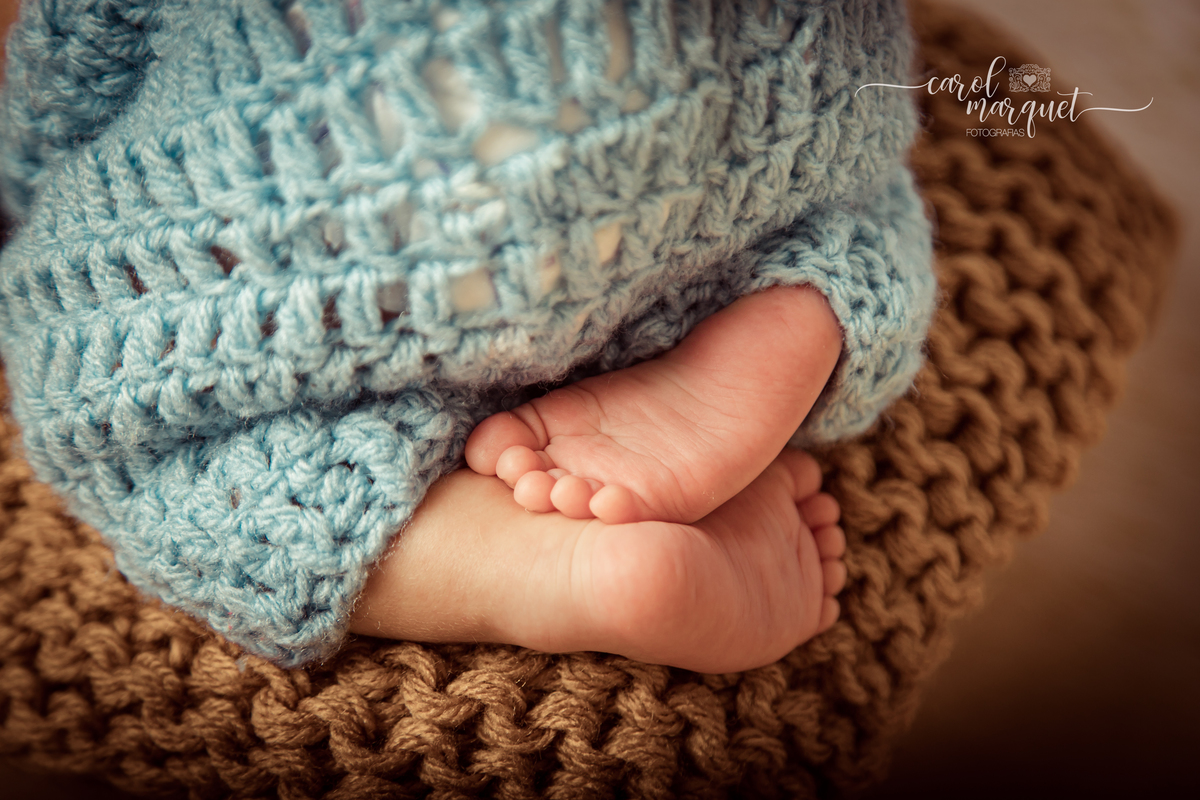 newborn recém nascido fotografia retrato família bebê Niterói Rio de Janeiro Itaipu Região Oceânica amigurumi Mário Bros super mario TI apple starbucks nerd praia mar marinheiro