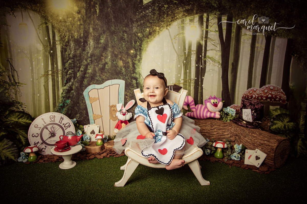 chapeleiro maluco alice do país das maravilhas gato chá de desaniversário coelho acompanhamento trimestral mensal infantil família irmão irmã casal ensaio fotogrático fotografia retrato Niterói Itaipu Região Oceânica Rio de Janeiro