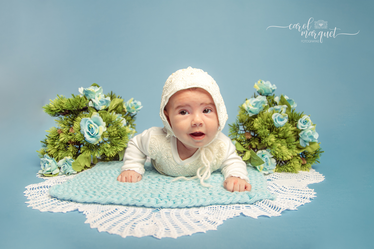 ensaio fotográfico fotografia retrato acompanhamento mensal trimestral infantil sininho fadinha fada borboleta flor jardim rústico romântico Niterói Itaipu Região Oceânica Rio de Janeiro família irmã bebê neném