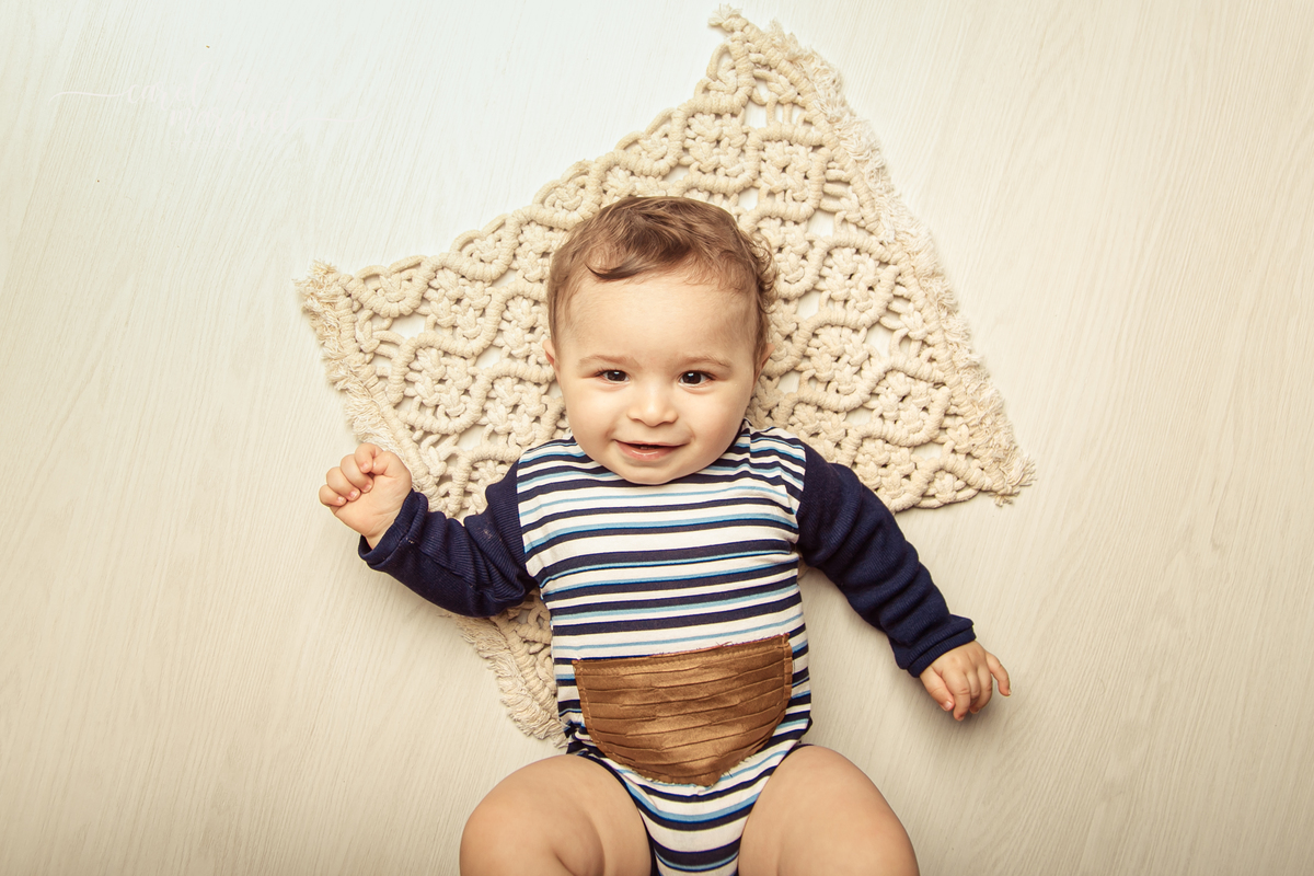 harry potter hermione hoghwarts magia mágico mago ensaio infantil temático bebê neném criança fotografia fotográfico retrato macramê mensal trimestral Niterói Itaipu Região Oceânica Rio de Janeiro boho família filho mãe pai