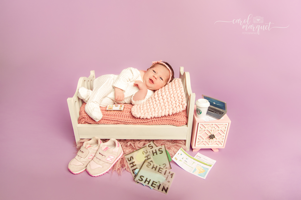 newborn recém nascido princesa shein arquiteto engenheiro apple stabucks rosa flor jardim chapeuzinho vermelho família ensaio infantil acompanhamento Itaipu Região Oceânica Niterói Rio de Janeiro Brasil