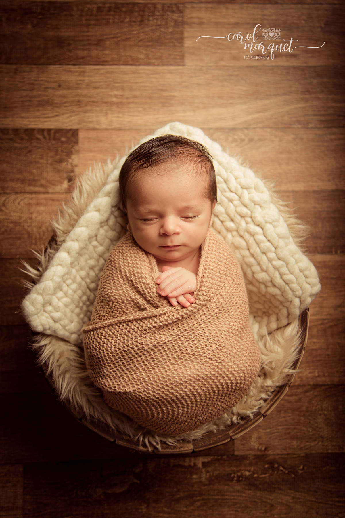 newborn recém nascido bebê neném amigurumi coelho violão sertanejo coala família enfermeiro engenheiro de automação boina lord óculos nerd laptop apple praia verão Itaipu Região Oceânica Niterói Rio de Janeiro RJ família acompanhamento ensaio infantil