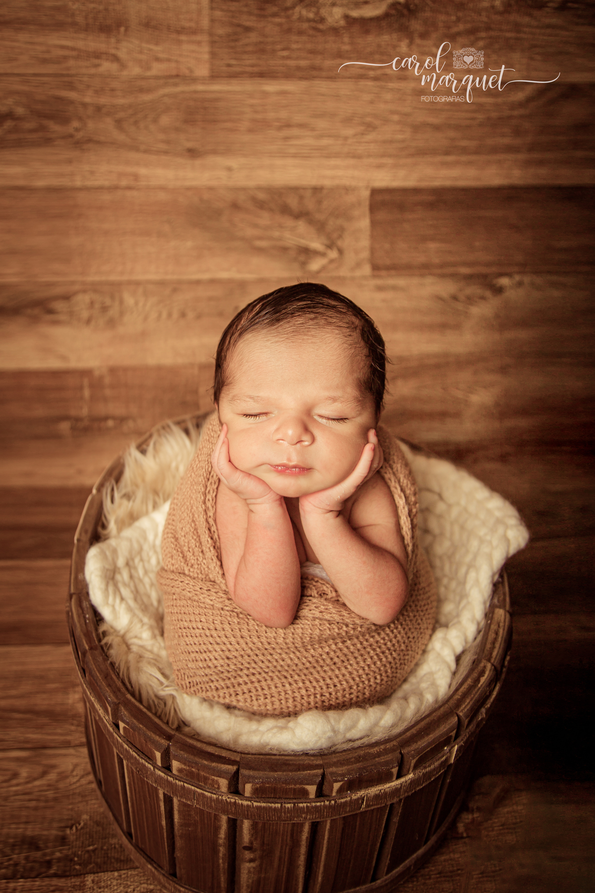 newborn recém nascido bebê neném amigurumi coelho violão sertanejo coala família enfermeiro engenheiro de automação boina lord óculos nerd laptop apple praia verão Itaipu Região Oceânica Niterói Rio de Janeiro RJ família acompanhamento ensaio infantil