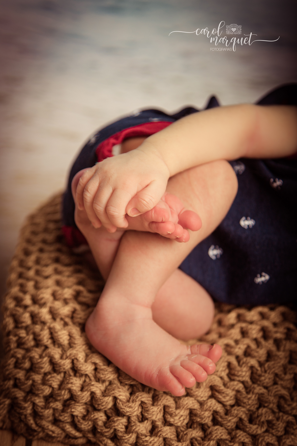 newborn recém nascido bebê neném amigurumi coelho violão sertanejo coala família enfermeiro engenheiro de automação boina lord óculos nerd laptop apple praia verão Itaipu Região Oceânica Niterói Rio de Janeiro RJ família acompanhamento ensaio infantil