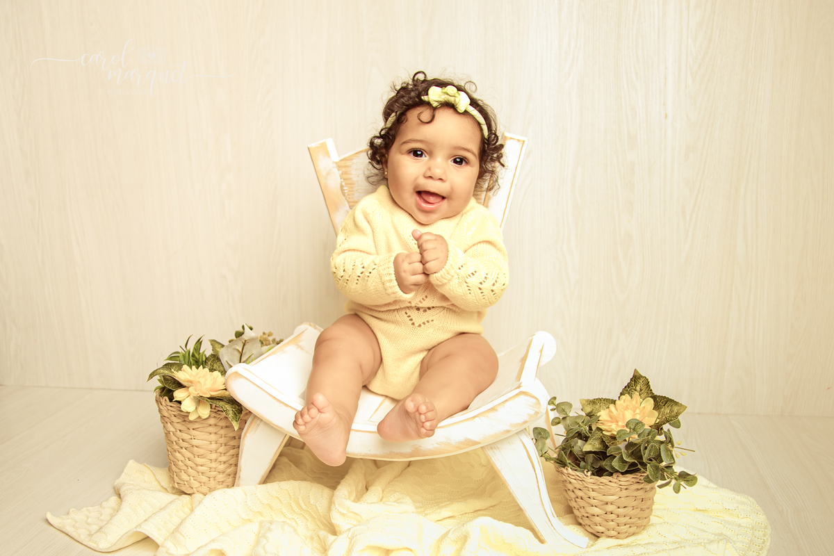 acompanhamento mensal trimestral infantil bebê criança Niterói Rio de Janeiro Itaipu Piratininga Região Oceânica fotografia ensaio fotográfico família circo candy rosa palhacinha  garden jardim rústico flores