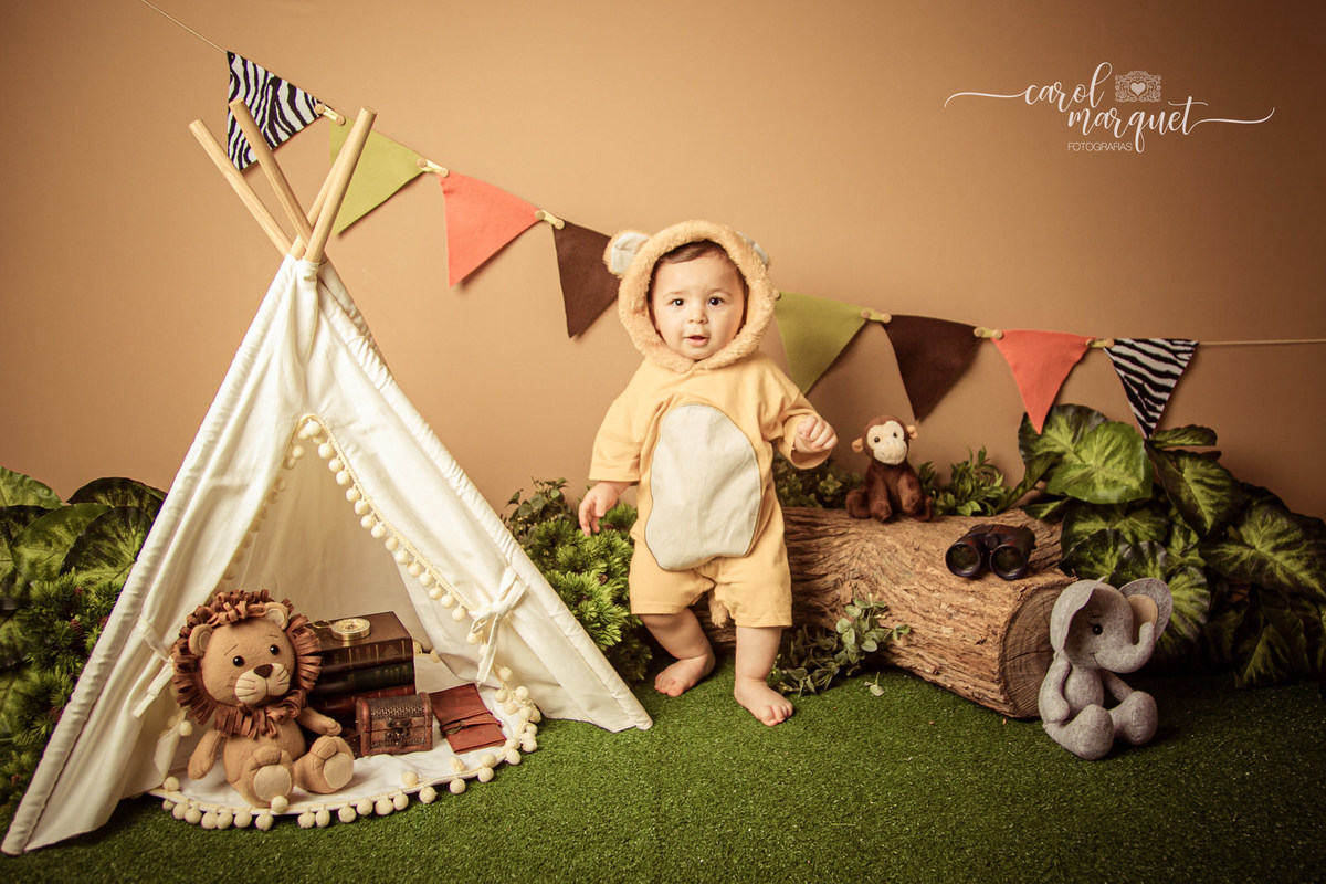 acompanhamento mensal trimestral infantil bebê criança Niterói Rio de Janeiro Itaipu Piratininga Região Oceânica fotografia ensaio fotográfico família safari selva floresta garden jardim rústico