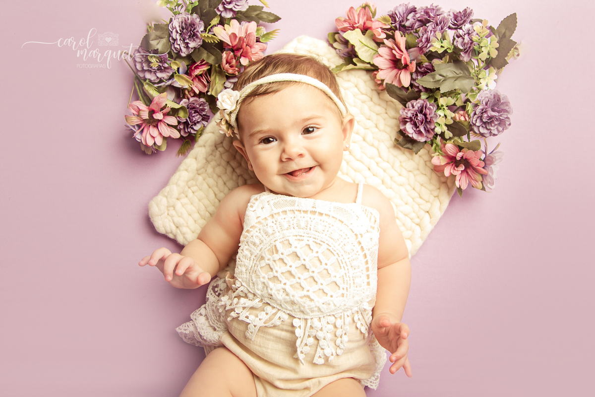 ensaio infantil acompanhamento trimestral mensal bebê fotografia temático chapeuzinho vermelho natal amigurumi crochet crochê clean floresta jardim flor menina princesa Niterói Itaipu Região Oceânica Rio de Janeiro