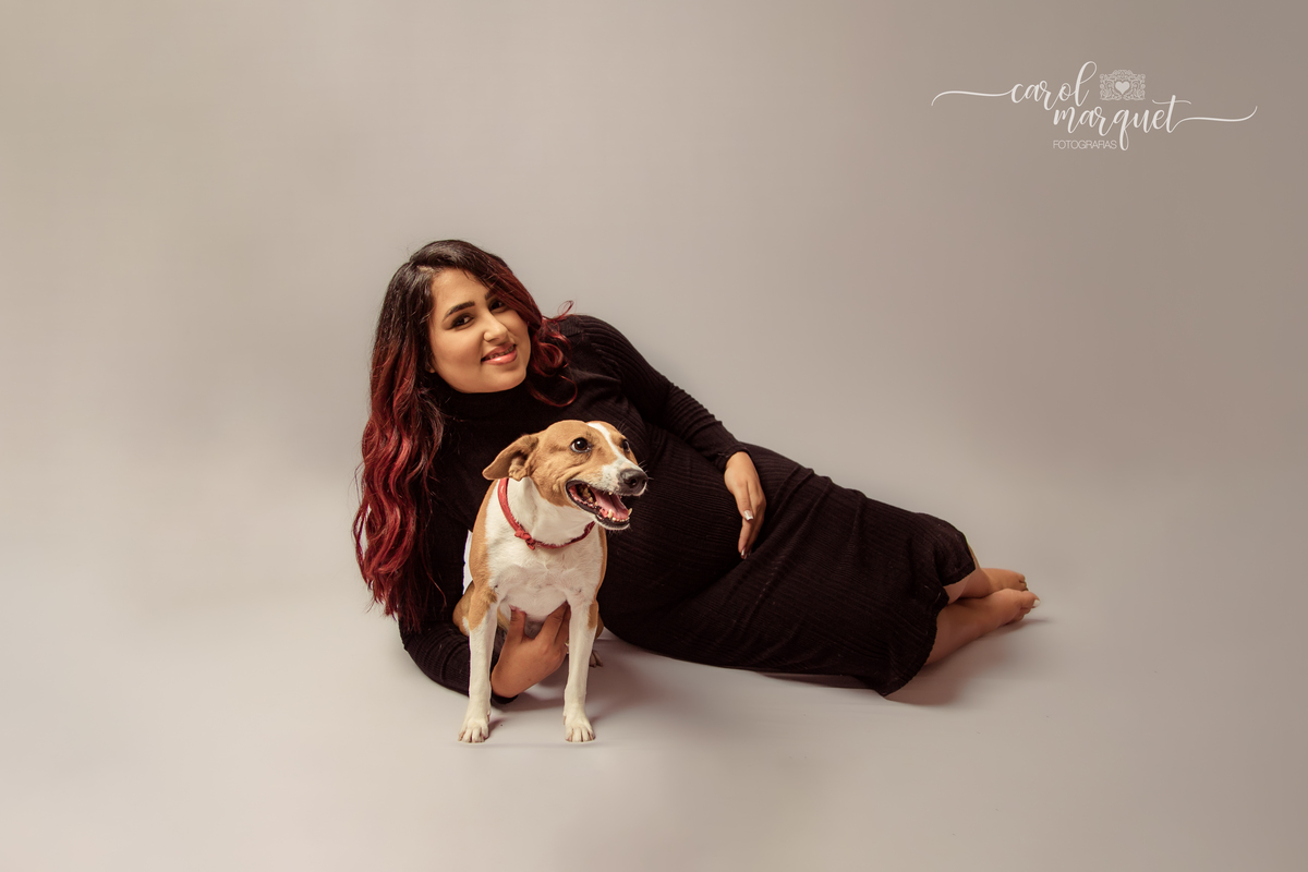 gestação gestante grávida ensaio fotográfico fotografia família cachorro doguitto bebê Niterói Rio de Janeiro Itaipu Região Oceânica