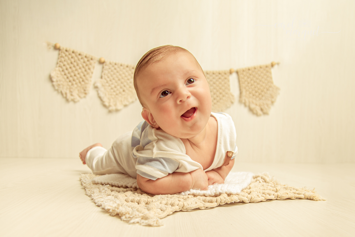 acompanhamento mensal trimestral bebê neném filho príncipe macramê amigurumi pooh ursinho puff Itaipu Niterói Região Ocêanica Rio de Janeiro crochet