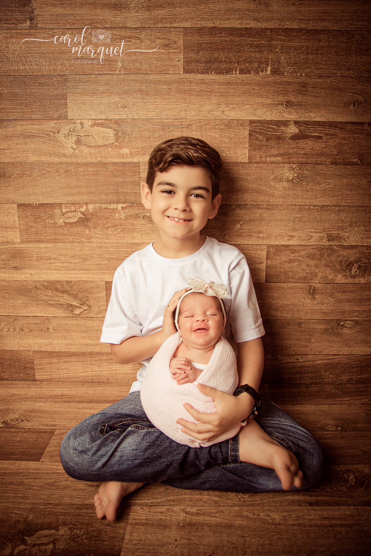 newborn recém nascido ensaio fotográfico retrato floresta flores jardim princesa irmão família Niterói Itaipu Região Oceânica Rio de Janeiro estúdio