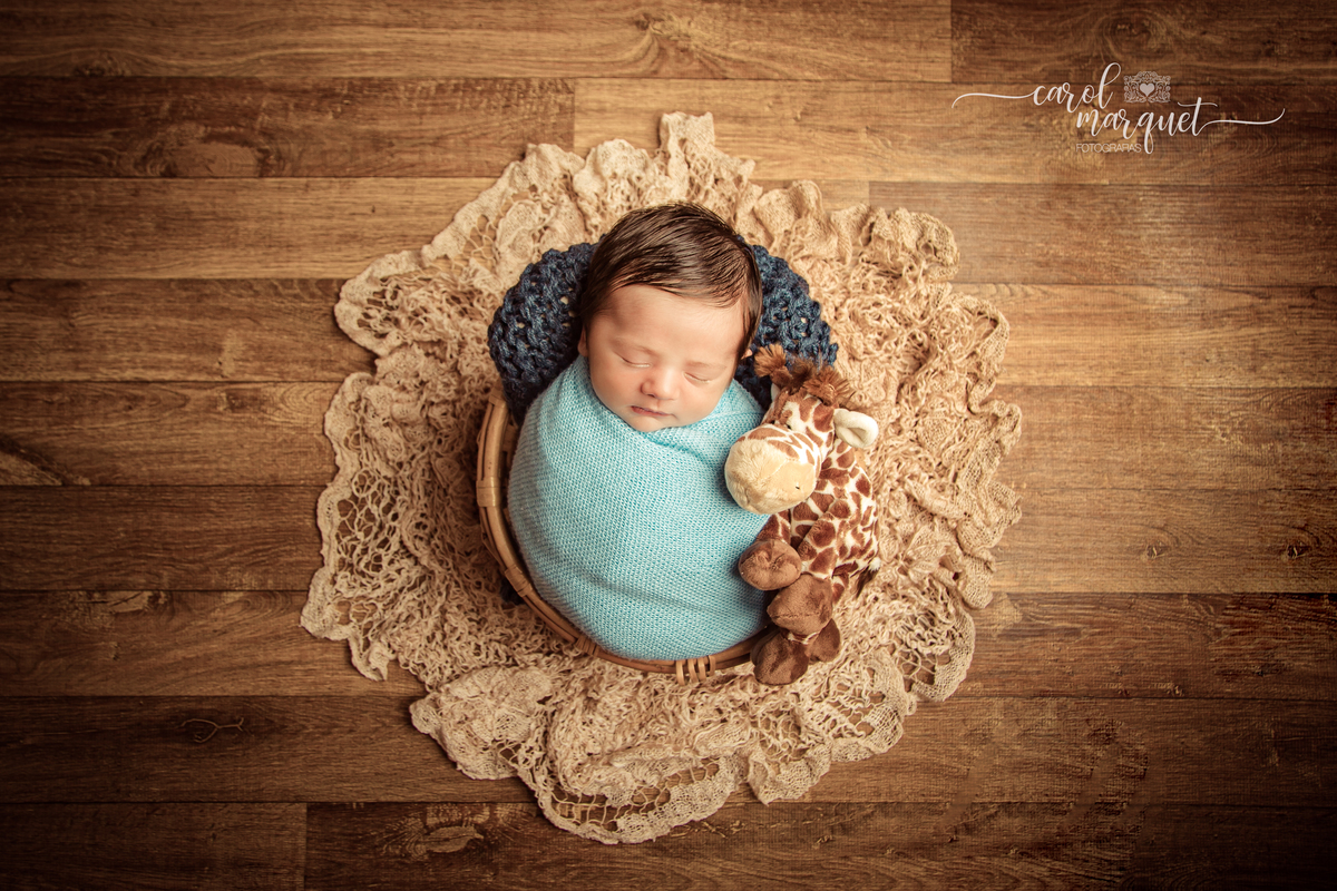 newborn recém nascido ensaio fotográfico infantil retrato família irmãos amigurumi príncipe crochê ursinho Niterói Itaipu Região Oceânica Rio de Janeiro