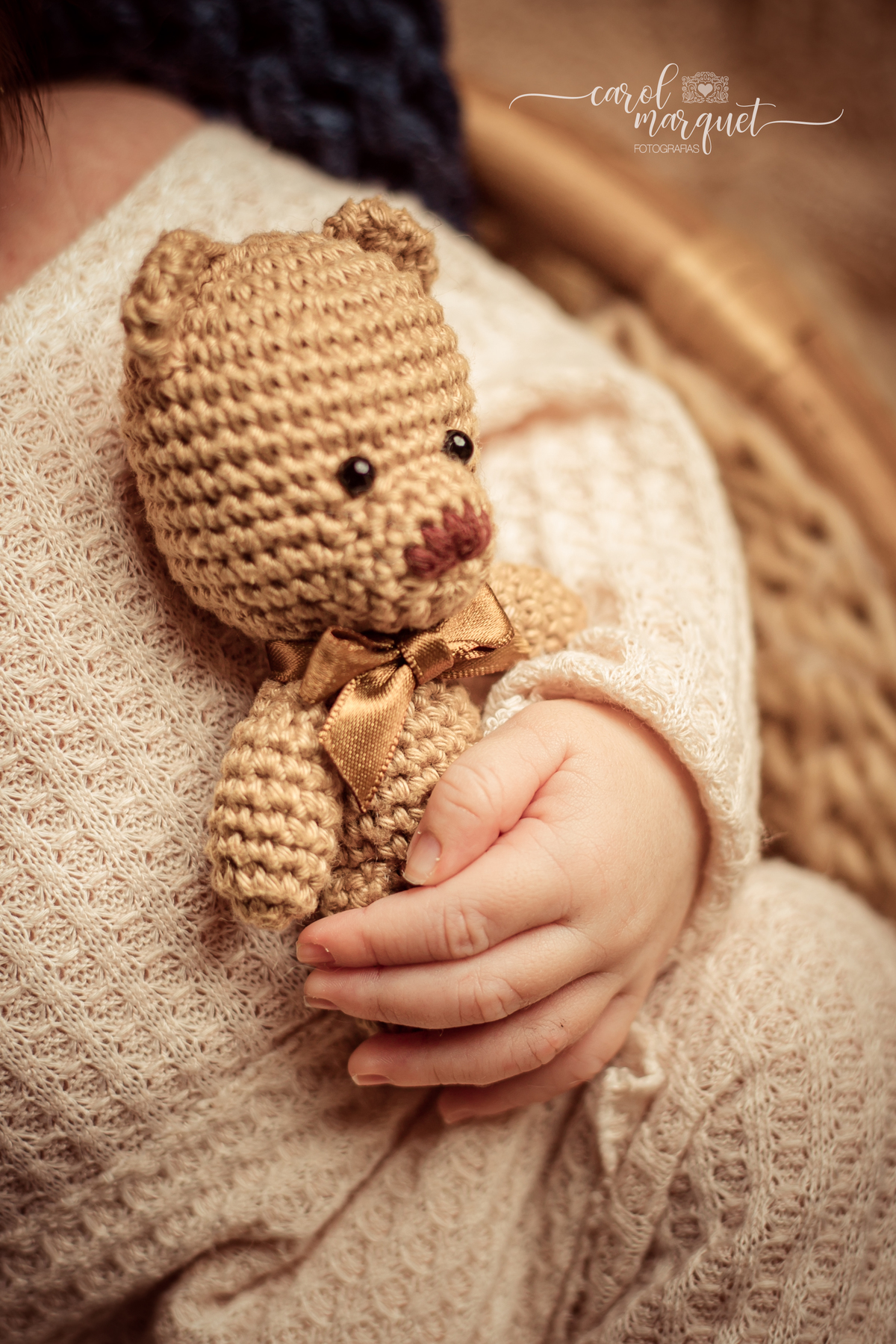 newborn recém nascido ensaio fotográfico infantil retrato família irmãos amigurumi príncipe crochê ursinho Niterói Itaipu Região Oceânica Rio de Janeiro
