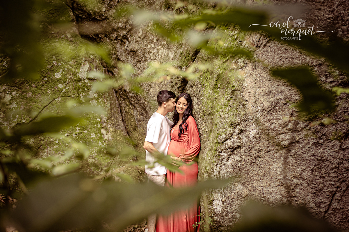 ensaio fotografia gestante gestação praia floresta rústico praiano carioca bebê Itaipu Niterói Rio de Janeiro Região Oceânica