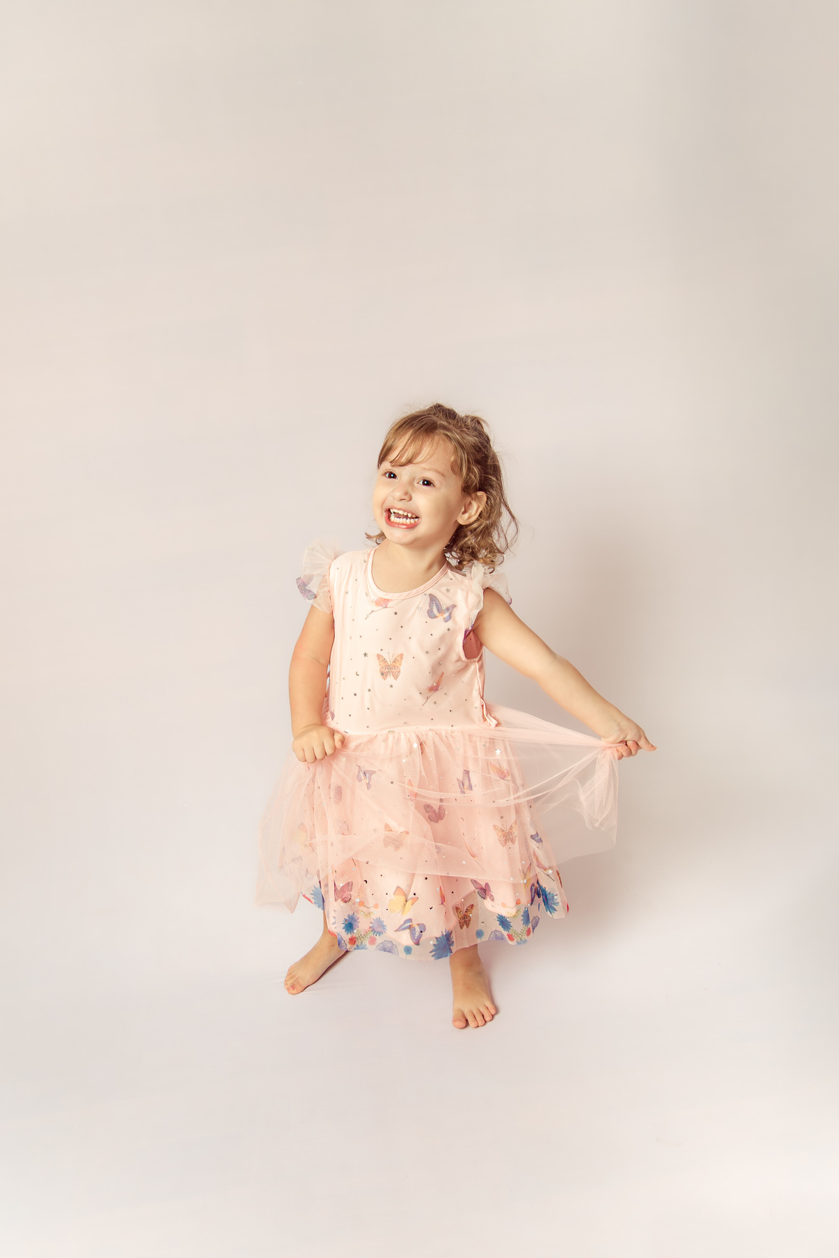 ensaio infantil irmãs clean book tradicional simples fotografia Niterói Rio de Janeiro Itaipu Região oceânica