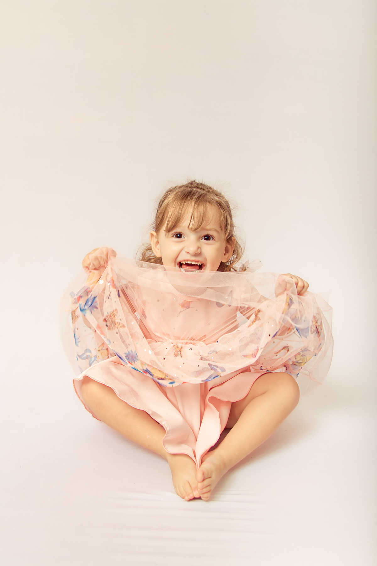 ensaio infantil irmãs clean book tradicional simples fotografia Niterói Rio de Janeiro Itaipu Região oceânica