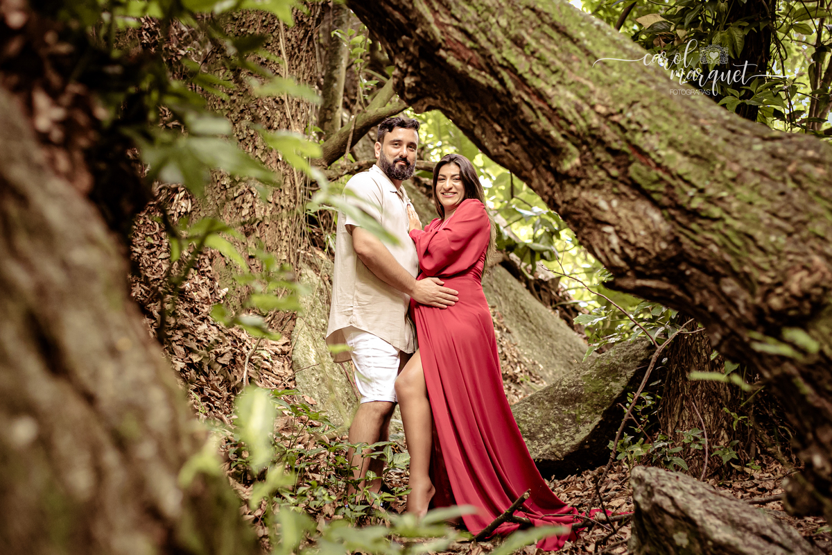 gestante gestação bebê recém nascida floresta jardim praia espera Itaipu Niterói Rio de Janeiro Região Oceânica fotografia família príncipe