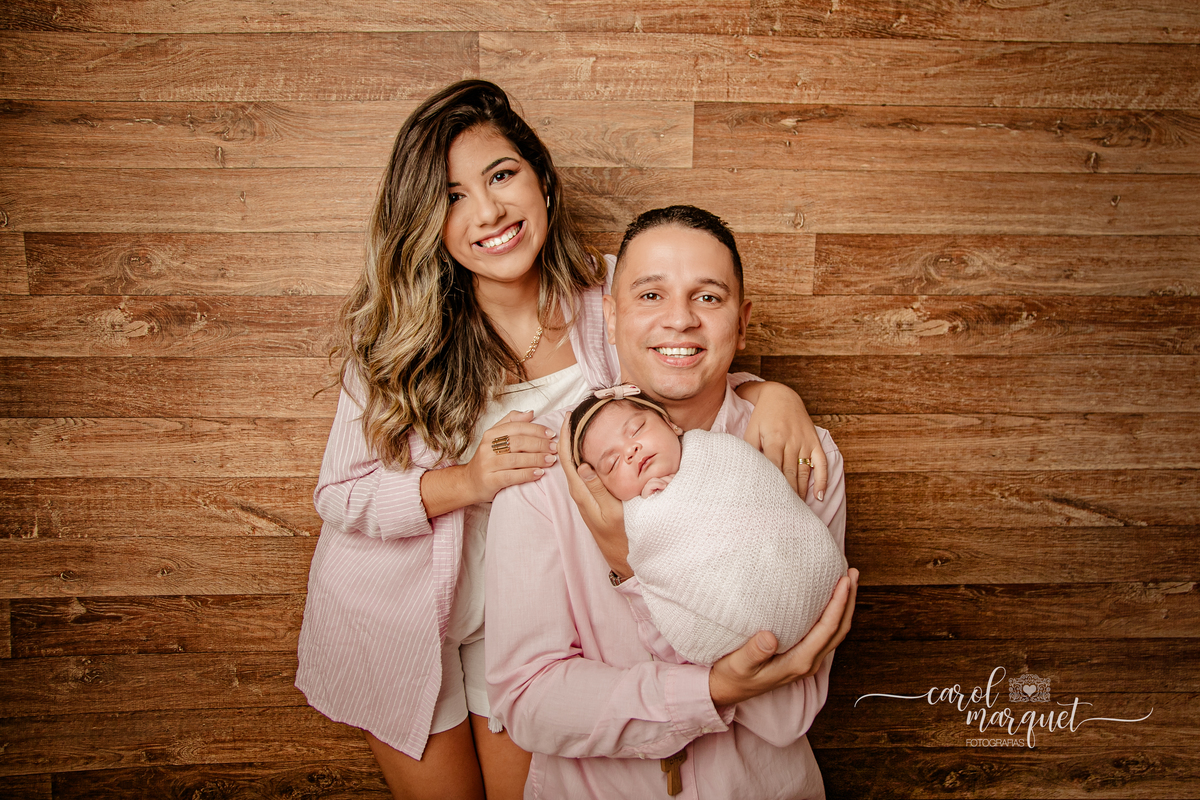 newborn recém nascido ensaio fotográfico princesa Deus abençoada família divindade terço chapeuzinho vermelho ovelha rebanho Jesus amigurumi Niterói Itaipu Região Oceânica Rio de Janeiro