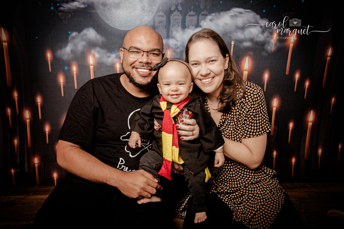 ensaio infantil trimestral temático harry potter hoghwartz edwiges flor jardim floresta princesa hermione família clean Niterói Itaipu Região Oceânica Rio de Janeiro