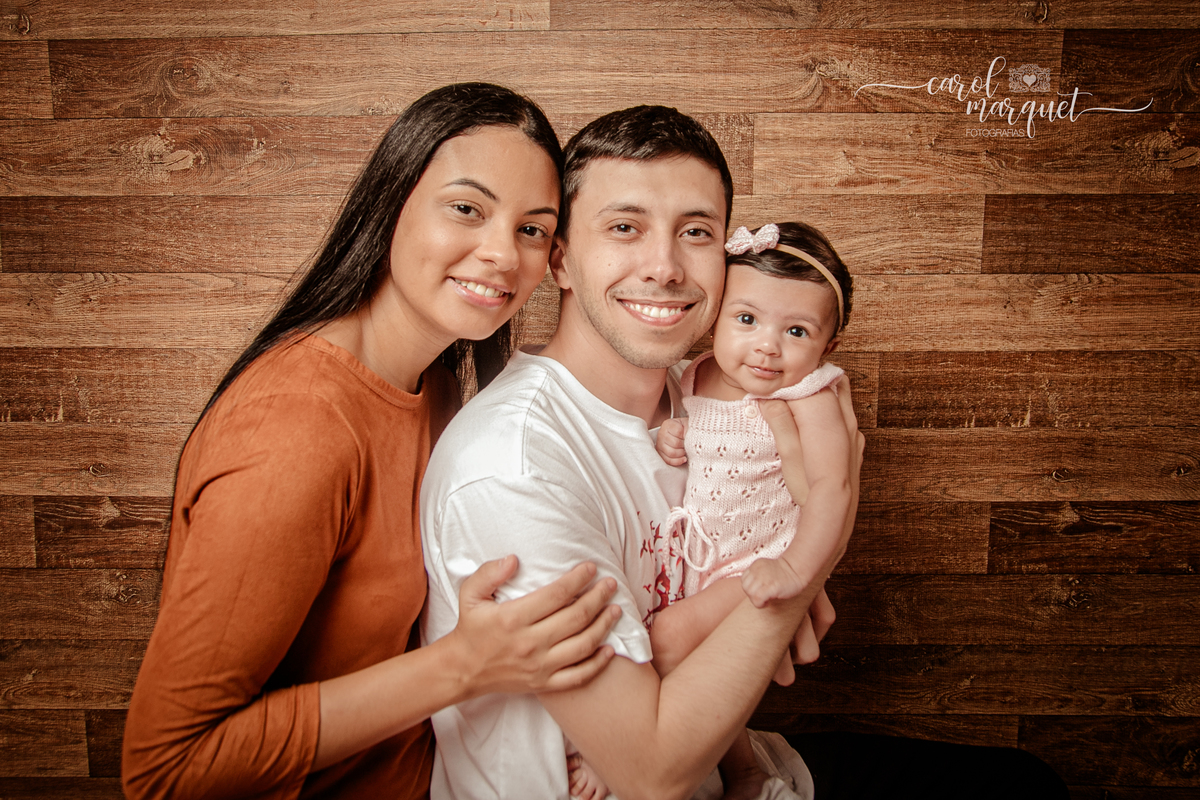 Ensaio infantil trimestral  acompanhamento flor jardim confeitaria doces Itaipu Niterói Região Oceânica Rio de Janeiro família gospel religioso evangélico católico Deus