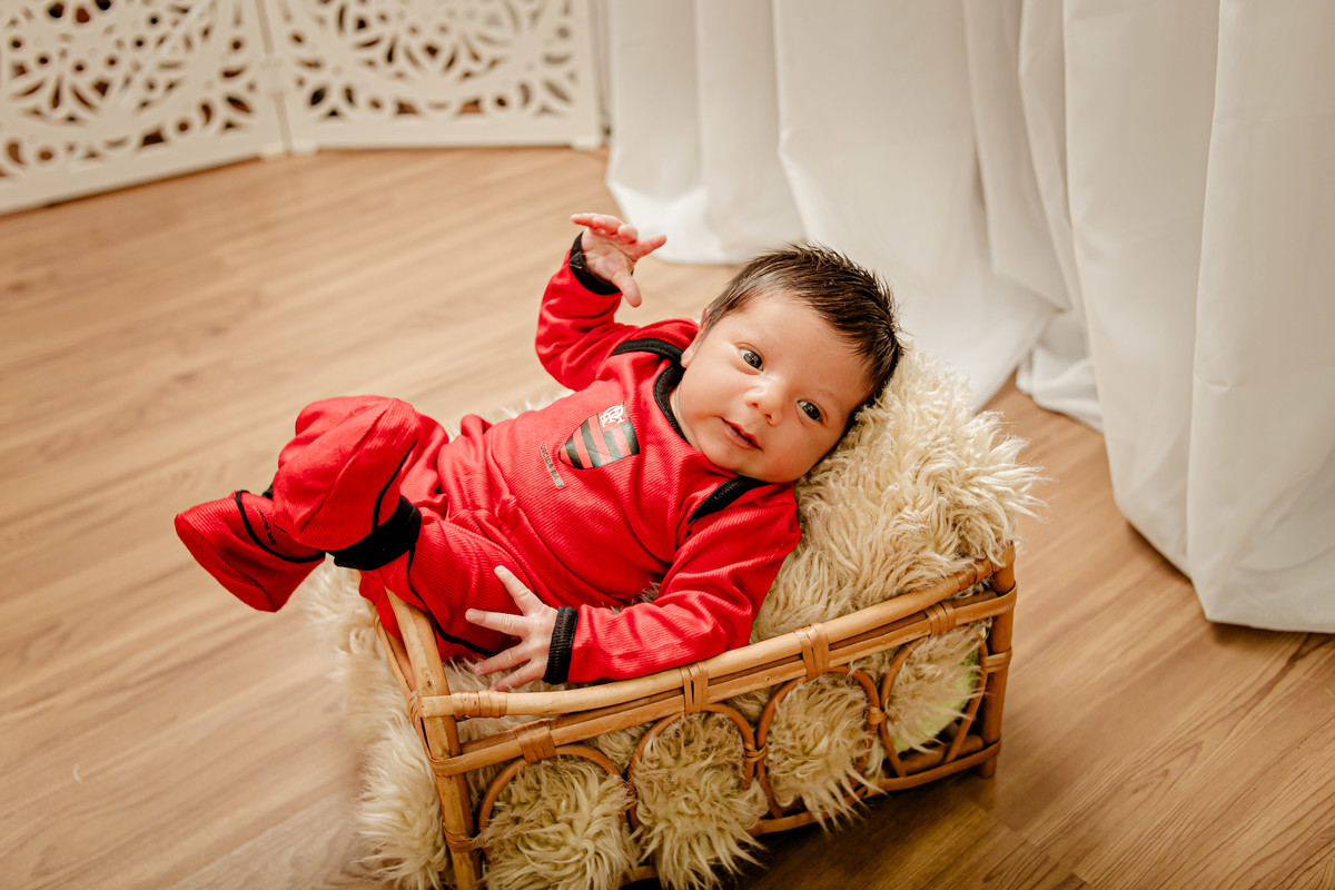newborn recém nascido ensaio fotográfico fotografia retrato família Deus menino irmãos irmã irmão cristão barco flamengo Niterói Região Oceânica Itaipu Rio de Janeiro