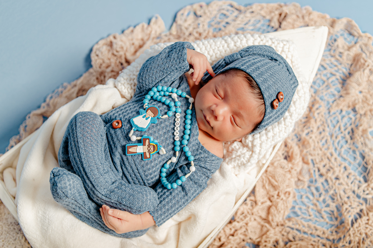 newborn recém nascido ensaio fotográfico fotografia retrato família Deus menino irmãos irmã irmão cristão barco flamengo Niterói Região Oceânica Itaipu Rio de Janeiro