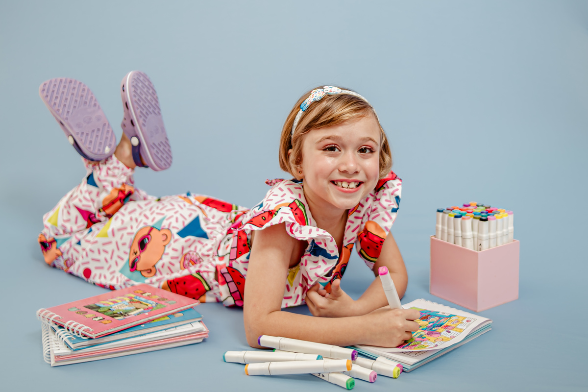 princesa menina rosa azul bobbie goods colorir pintar pintura niterói itaipu rio de janeiro região oceânica