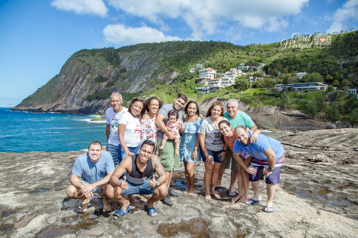 fotografia familiar praia Niterói menina Rio de Janeiro ensaio de família