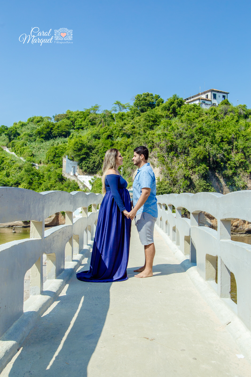 gestante gestação praia família mar céu montanha menino