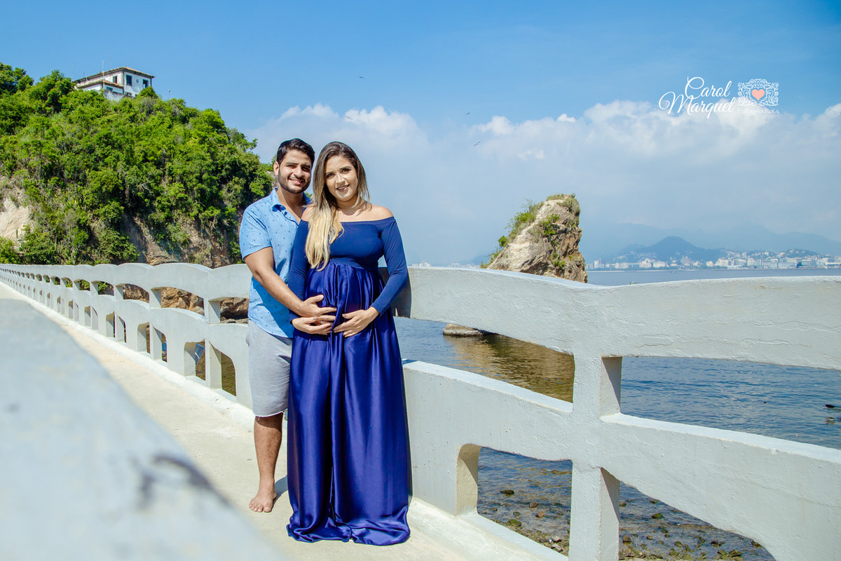 gestante gestação praia família mar céu montanha menino