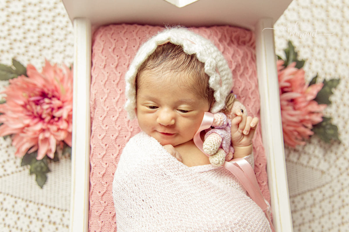 newborn recém nascidos fotografia retrato família flor floresta jardim boneca Rio de Janeiro Niterói