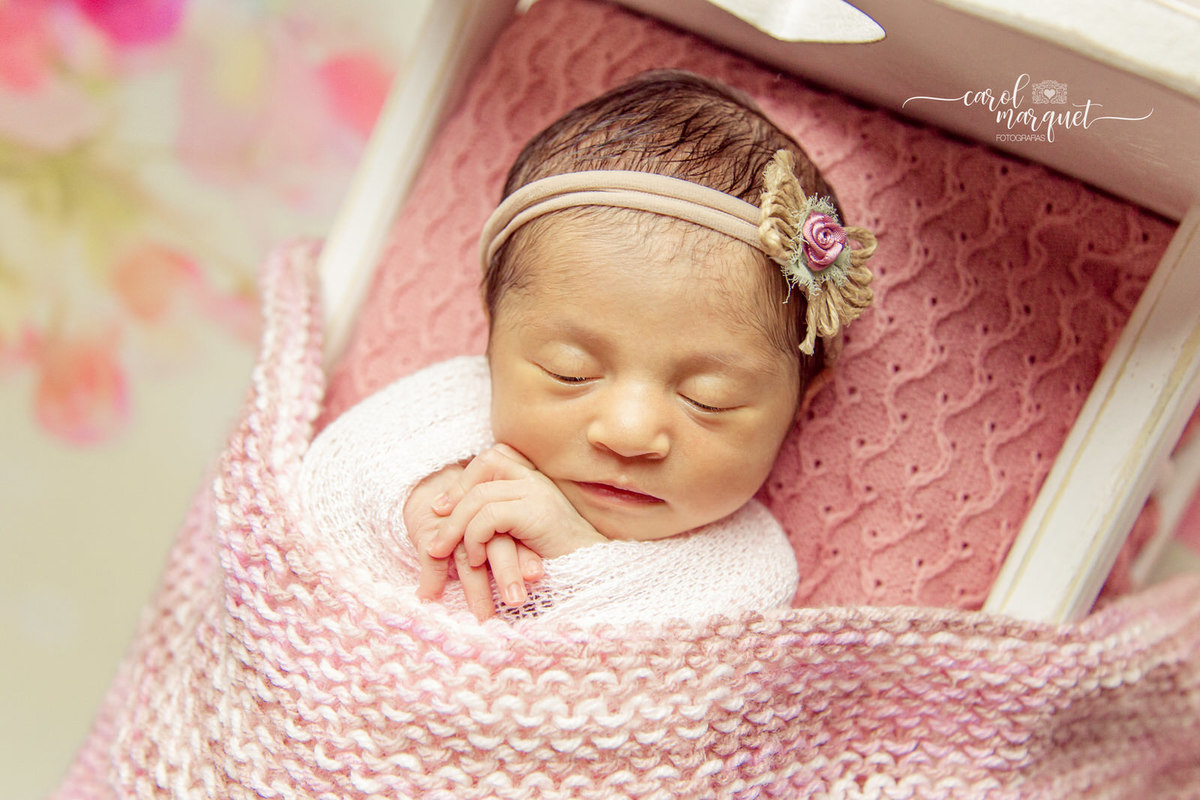 newborn recém nascidos fotografia retrato família flor floresta jardim boneca Rio de Janeiro Niteróinewborn recém nascidos fotografia retrato família flor floresta jardim boneca Rio de Janeiro Niterói