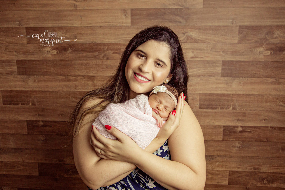 newborn recém nascidos fotografia retrato família flor floresta jardim boneca Rio de Janeiro Niterói