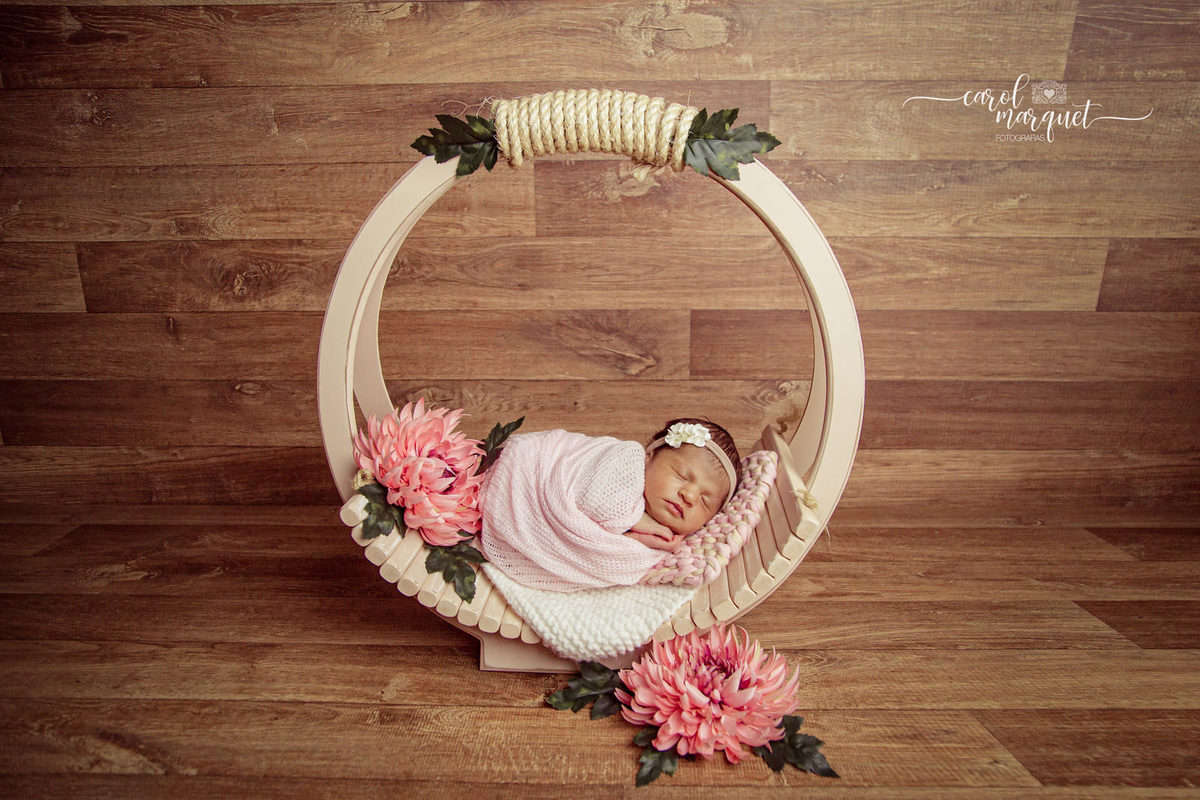 newborn recém nascidos fotografia retrato família flor floresta jardim boneca Rio de Janeiro Niterói