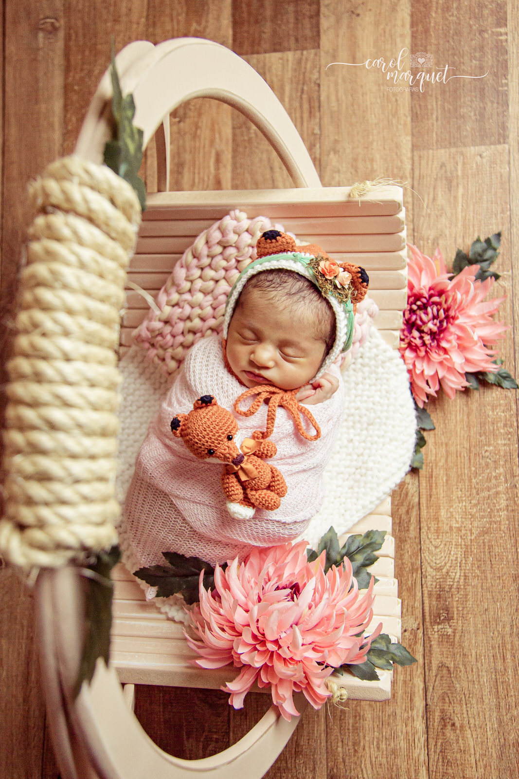 newborn recém nascidos fotografia retrato família flor floresta jardim boneca Rio de Janeiro Niterói